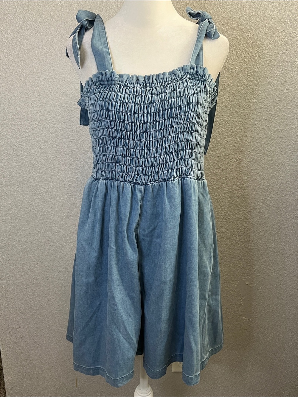 Fate Smocked Chambray Romper Blue Size Large